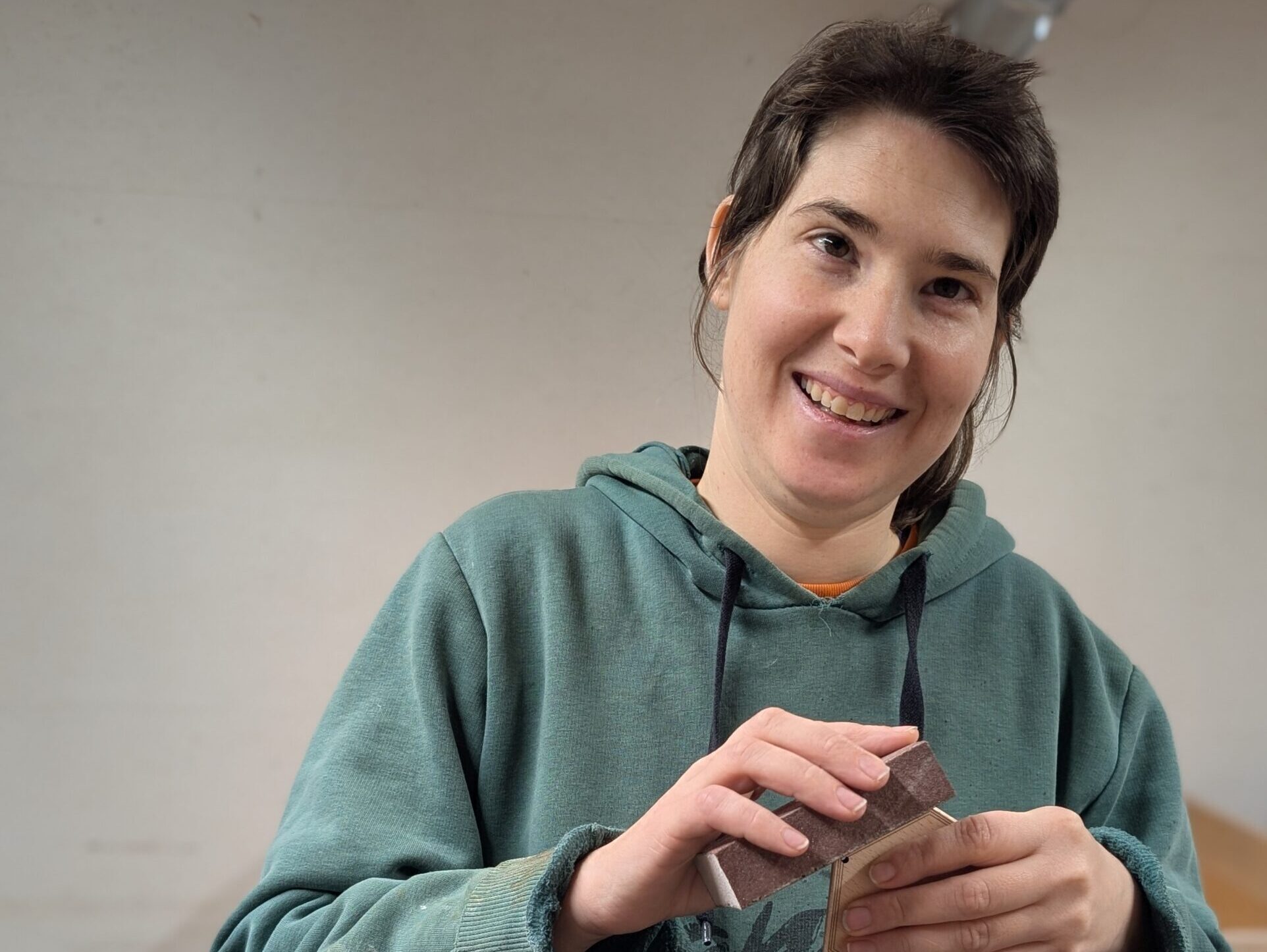 Mirjam Frey Mitarbeiterin Holzwerkstatt Stiftung Rütimattli